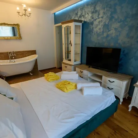 Ultracentral Luxury Apartment Cluj-Napoca Esterno foto